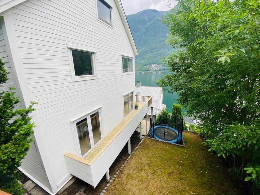 Fjordside Panorama House Trolltunga Villa Odda Exterior photo